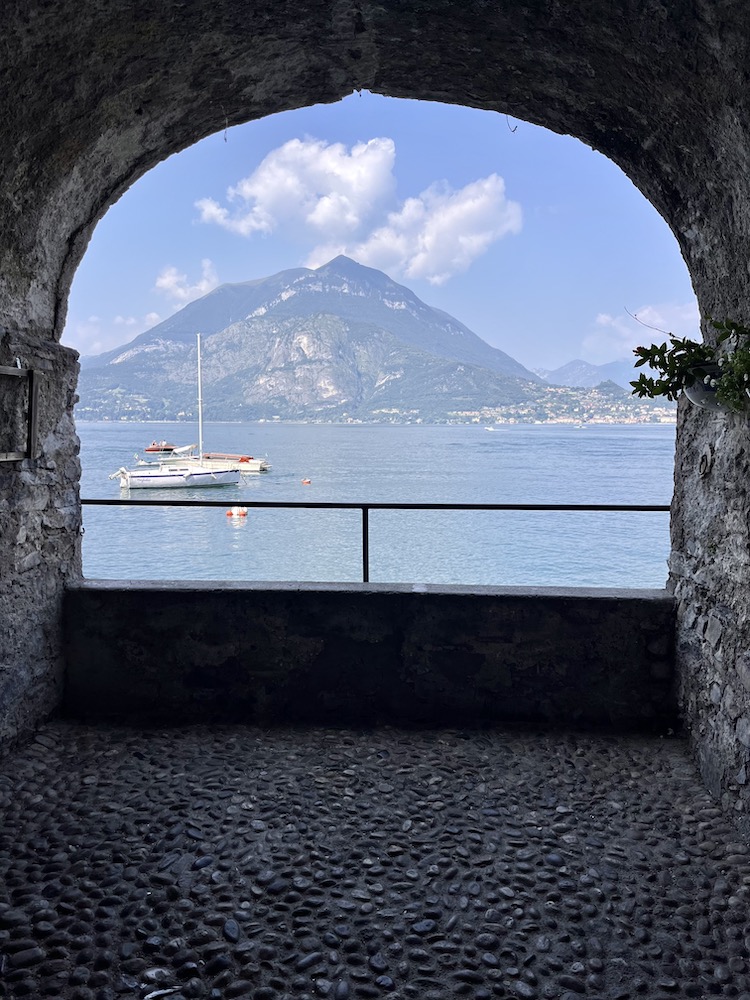 Lake Como Italy travel